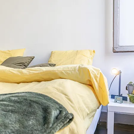 Lovely With View At Vibrant Ghent, Breezy Balcony Apartment Ghent