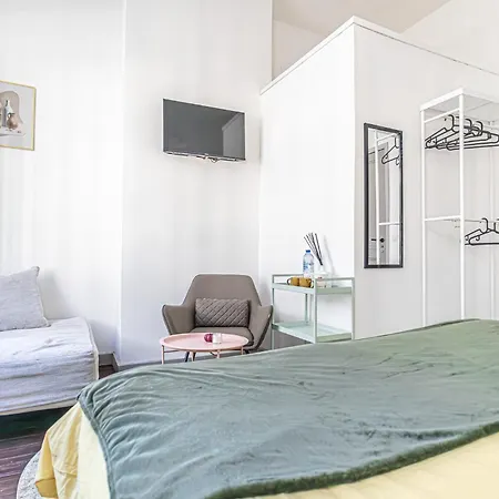 Lovely With View At Vibrant Ghent, Breezy Balcony * Ghent
