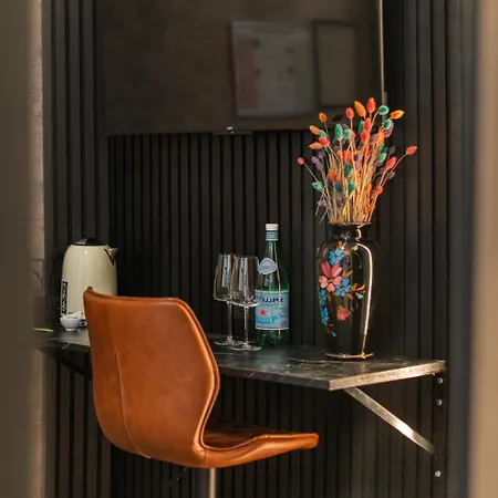 Simple Private In 5br Shared Apartment, Well Connected Location Апартаменти Гент