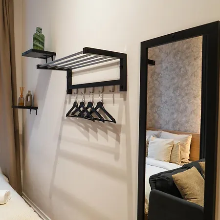 Appartement Simple Private In 5br Shared Apartment, Well Connected Location Gand