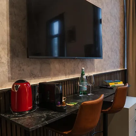 Simple Private In 5br Shared Apartment, Well Connected Location Апартаменти Гент