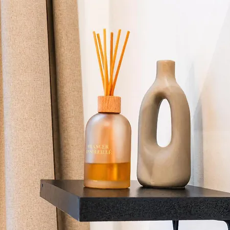 Simple Private In 5br Shared Apartment, Well Connected Location Gand