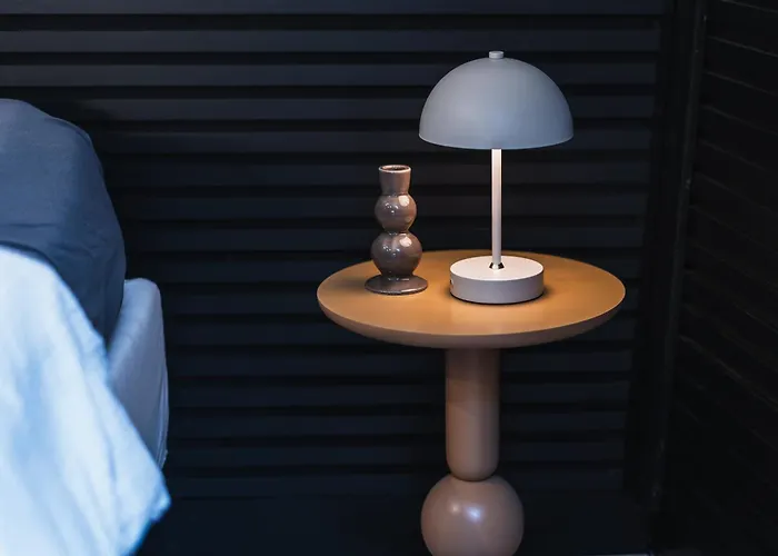 Simple Private In 5br Shared Apartment, Well Connected Location