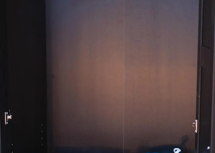 Simple Private In 5br Shared Apartment, Well Connected Location Appartement