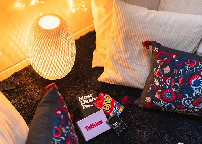 Simple Private In 5br Shared Apartment, Well Connected Location