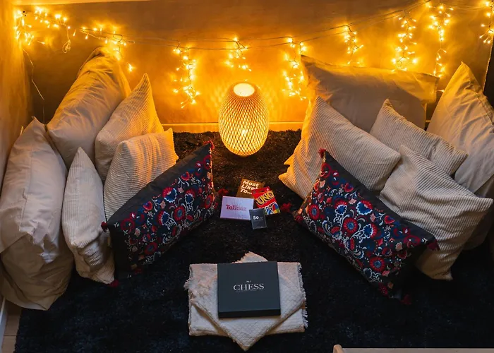 Simple Private In 5br Shared Apartment, Well Connected Location * Gand